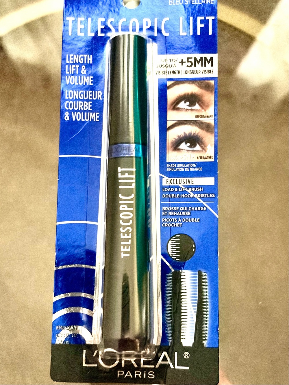 L'Oreal Telescopic Lift Mascara in Blue .